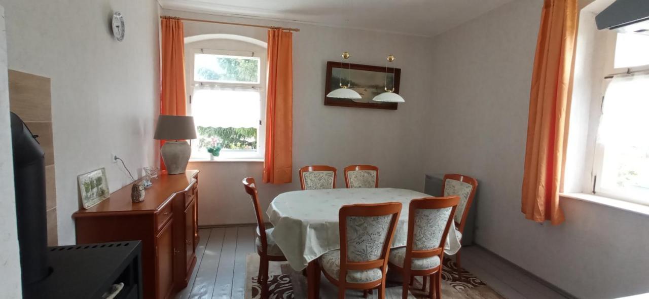 Appartement Ok Ferien - Altes Bahnhaus à Muldenhammer Extérieur photo